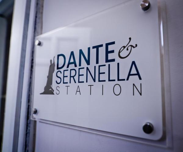 Dante & Serenella Station Неаполь Екстер'єр фото